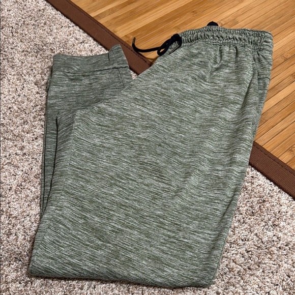 Zella Heather Green Sweatpants Relaxed Fit Elastic Waistband - Picture 1 of 6